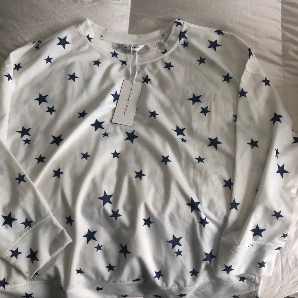 Woman’s top size large